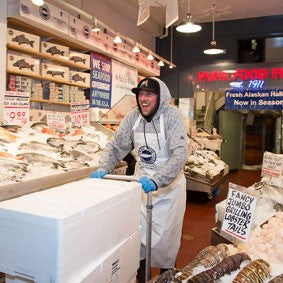 The Nitty Gritty on Shipping our Seafood!